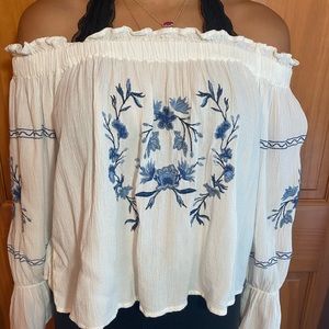 American eagle off the shoulder top